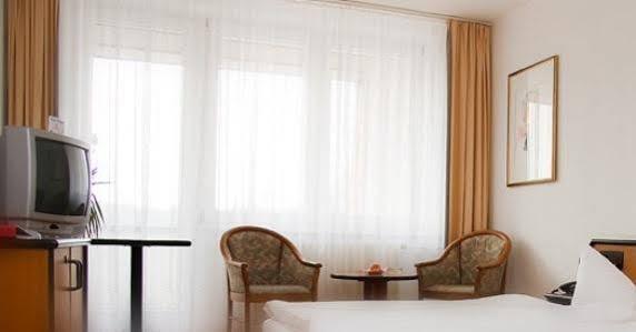 Comfort Hotel Bernau Bernau bei Berlin Esterno foto